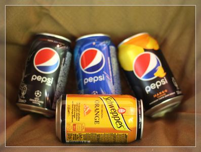 dobozos üdítők: Pepsi Cola, Schweppes